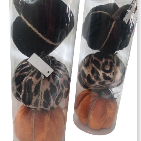 🎃 NEW (2) Sets of Fabric Decorative Pumpkins - Picture 2 of 3